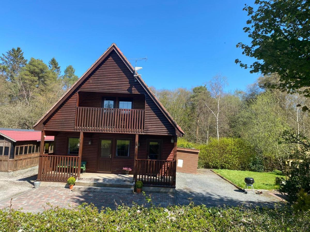 Cosy Lakeside Chalet With Option To Add Private Hot Tub Duneena Exterior photo